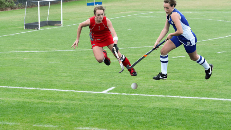 Ice Hockey vs. Field Hockey: A Detailed Comparison of Two Dynamic Sports